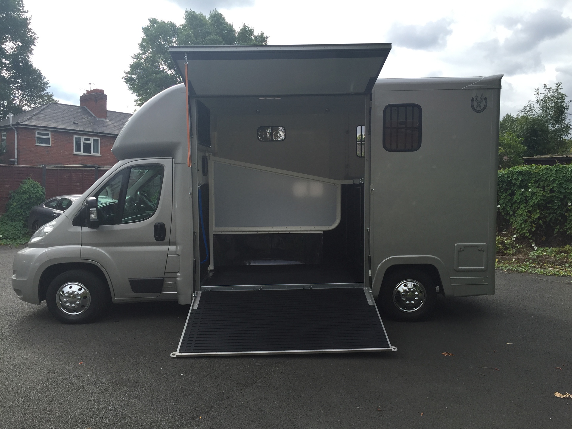 Clarksons & John Oates Horseboxes : a perfect combination
