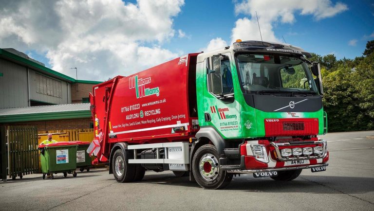 High profile FL 16 tonne RCV for Pwllheli’s Williams &#038; Williams