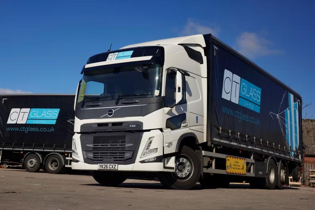 CT Glass enhances nationwide operations with new Volvo FM rear-steer rigids