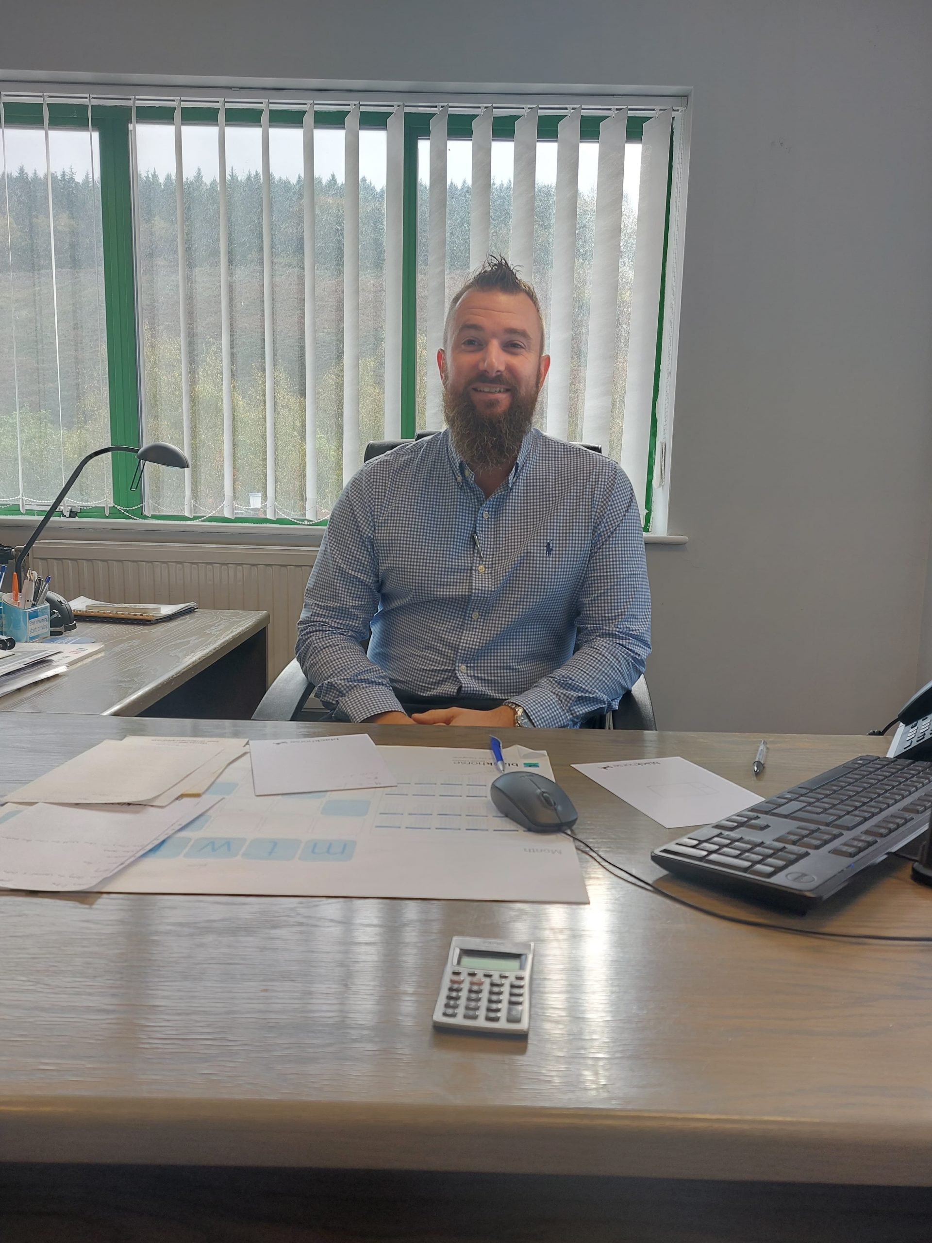 David Jones - Victoria Motor Company