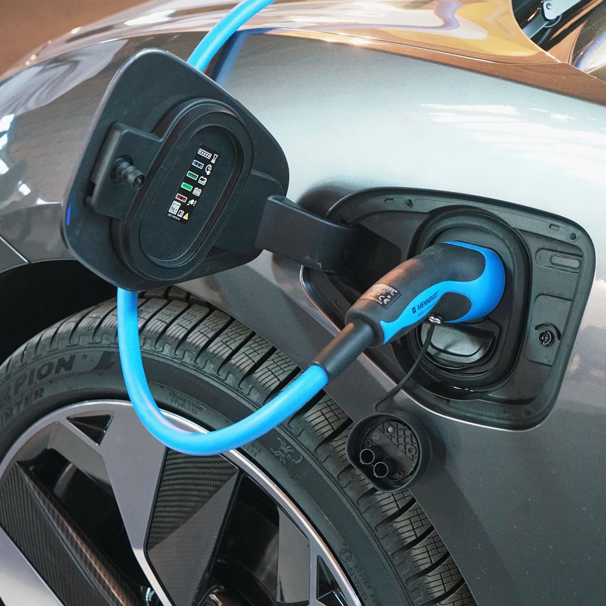 EV And Hybrid Servicing - Kings Road Garage