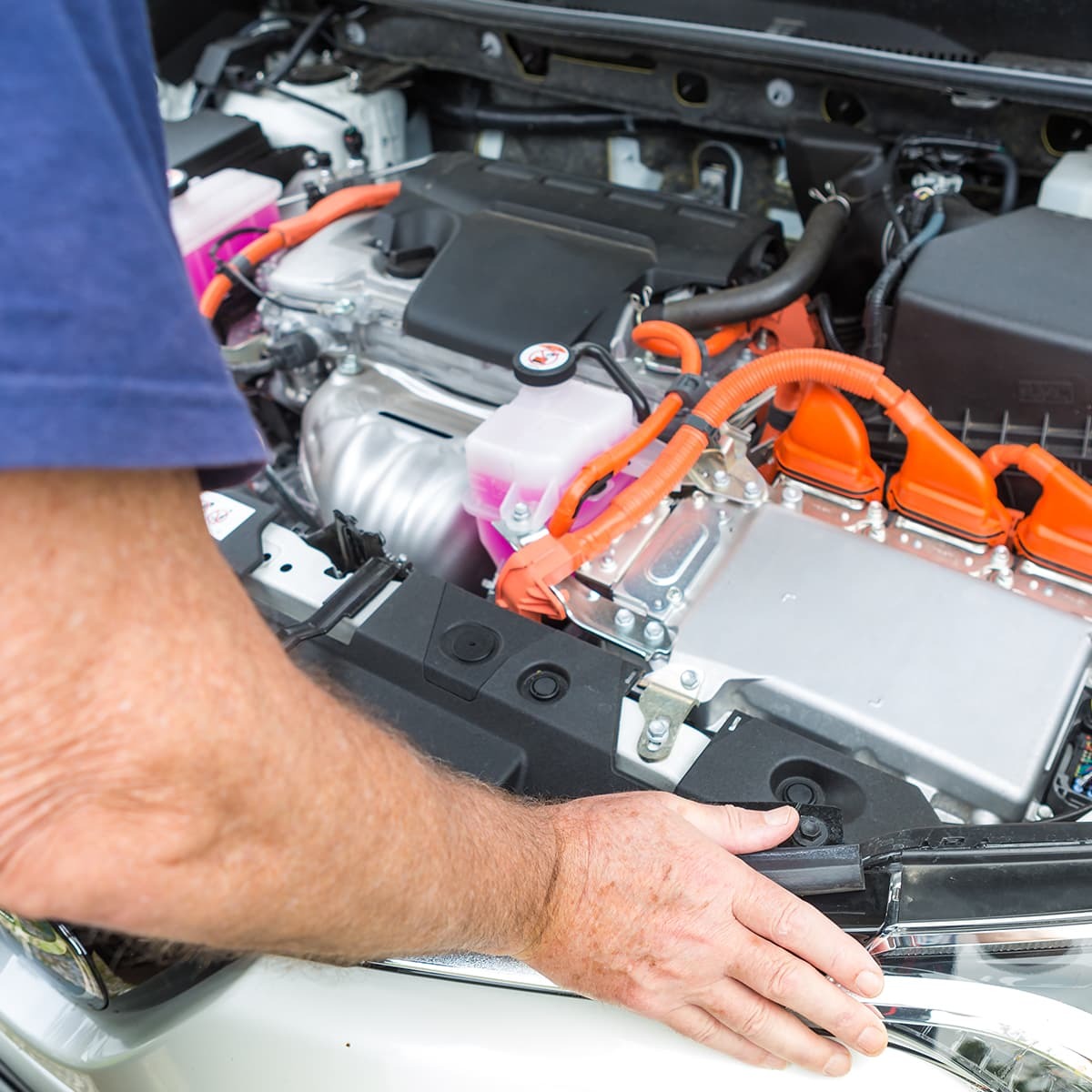 EV And Hybrid Servicing - Kings Road Garage