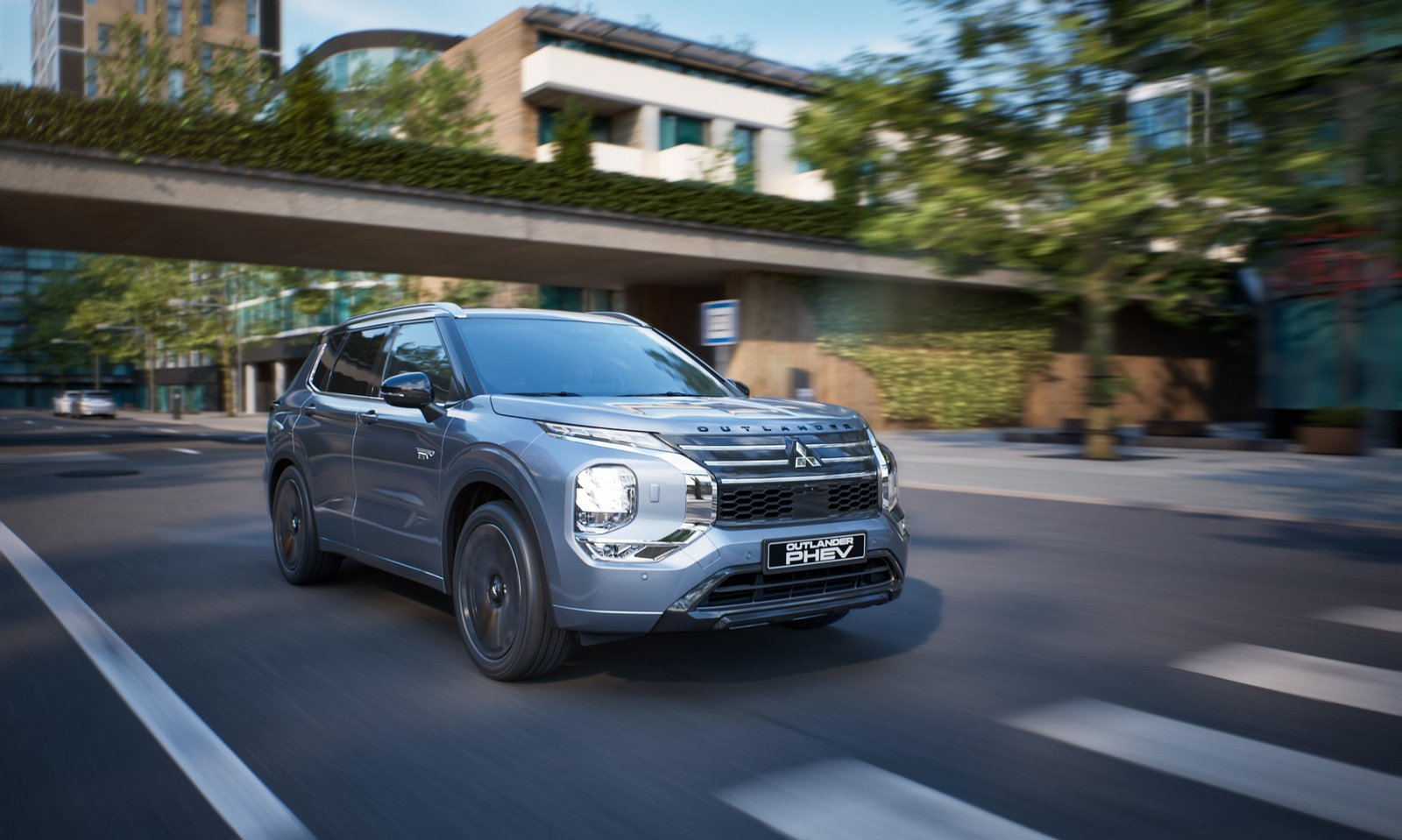 25my Outlanderphev City 2 1600w - A.F. Noble & Son