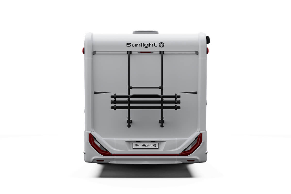 Sl T670s Ext Ford Bj24 Adv Adv Black Adventure Ext Cam6 Hinten M - Cara Motorhomes