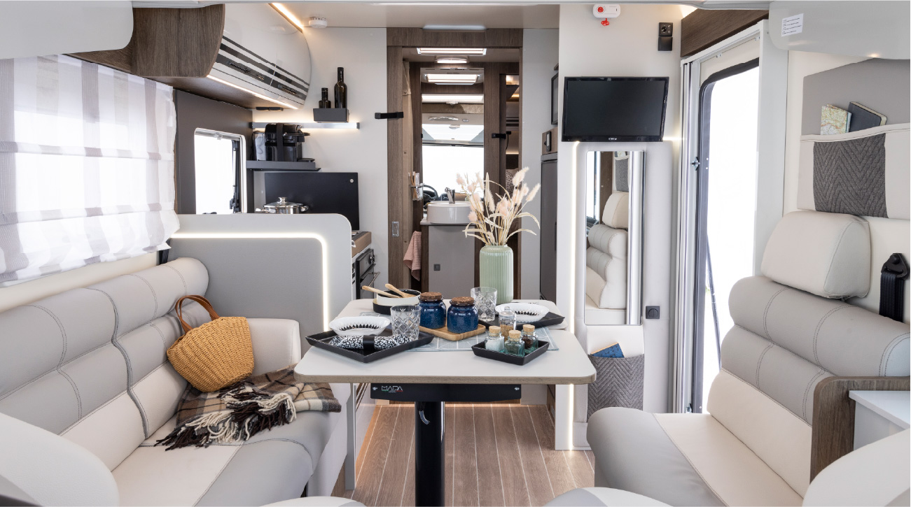 Pegaso Features 80 - Geoff Cox