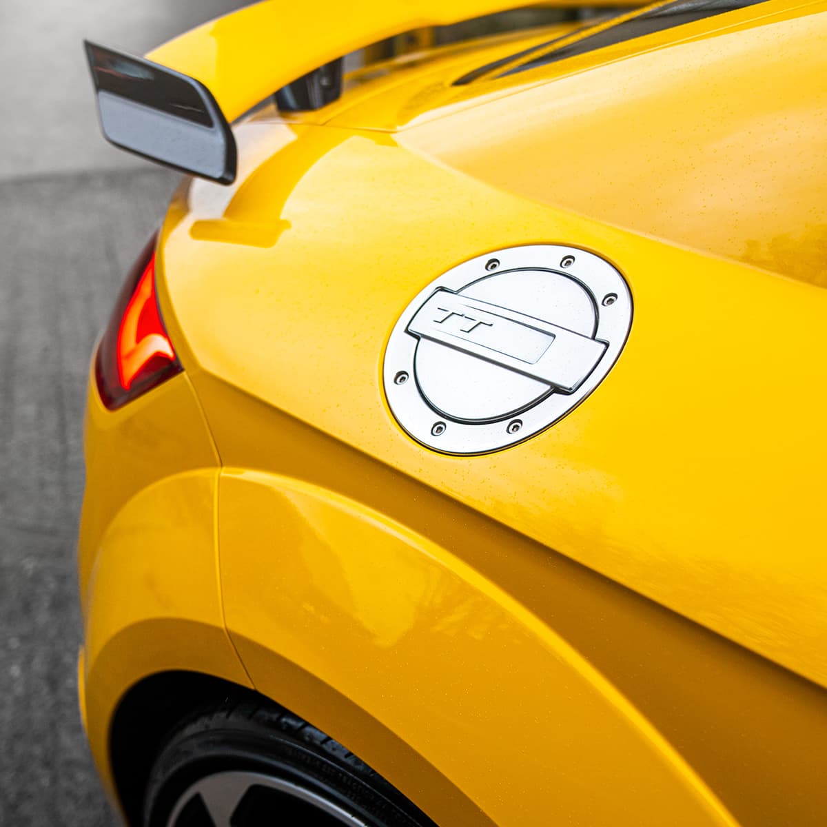 Tt3 Body Image (1) - Riviera Automotive