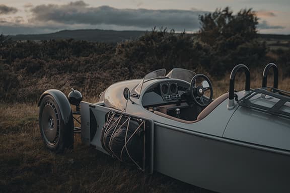 Book your <b>service & MOT</b>