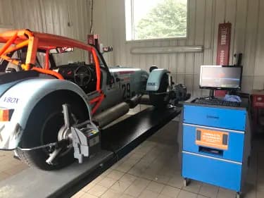 4 Wheel<br>Alignment