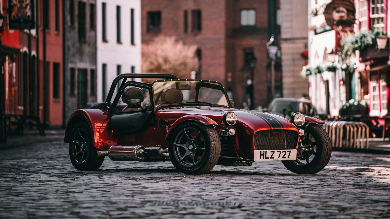 360 Uk Model Page Hero Ee9393a2 - Williams Automobiles