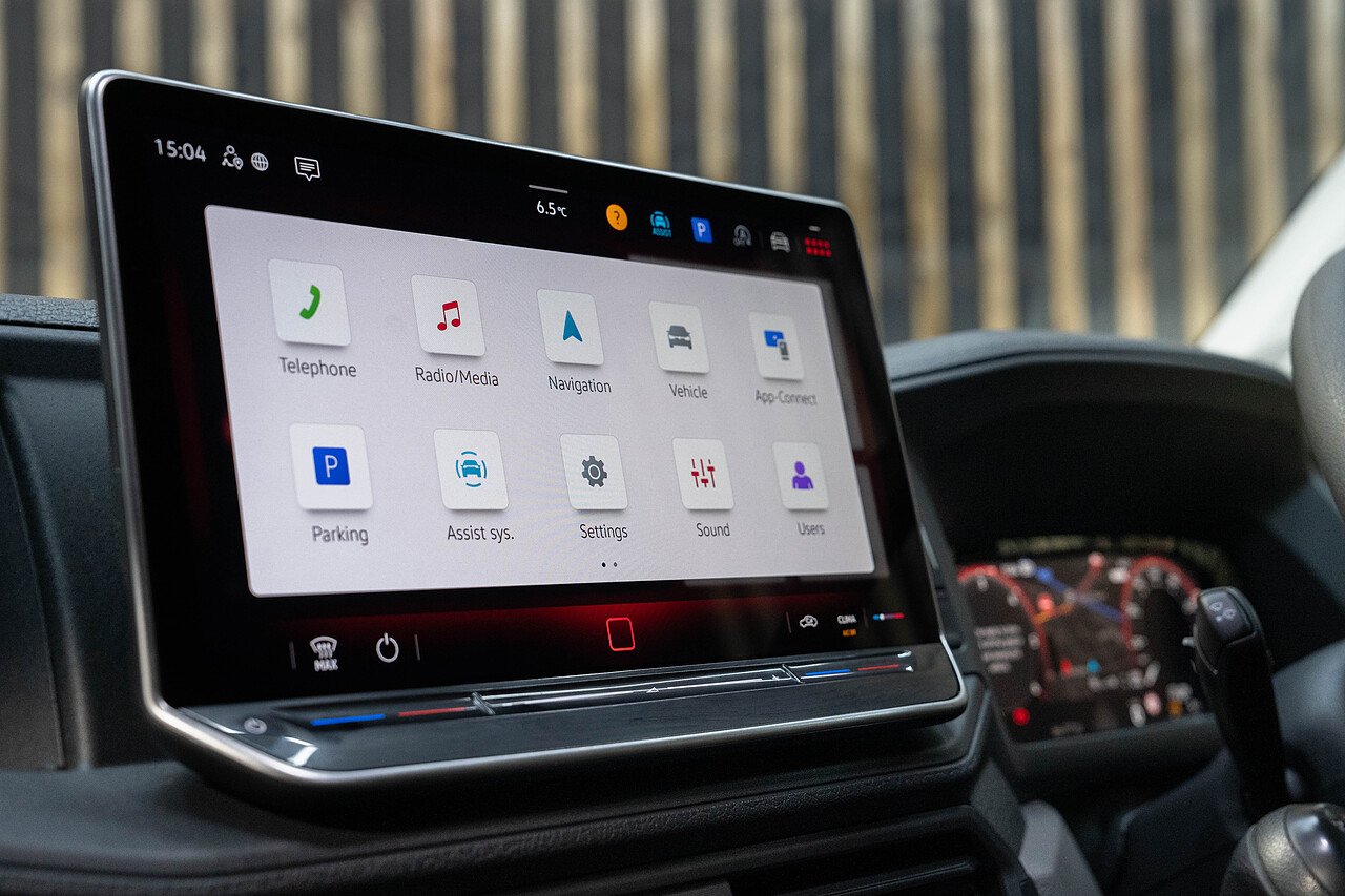 Man Van Connectivity