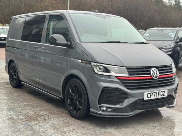 Quality, Confidence & Capability: VW Transporter T32 Sportline Black Edition Euro 6- Now Available