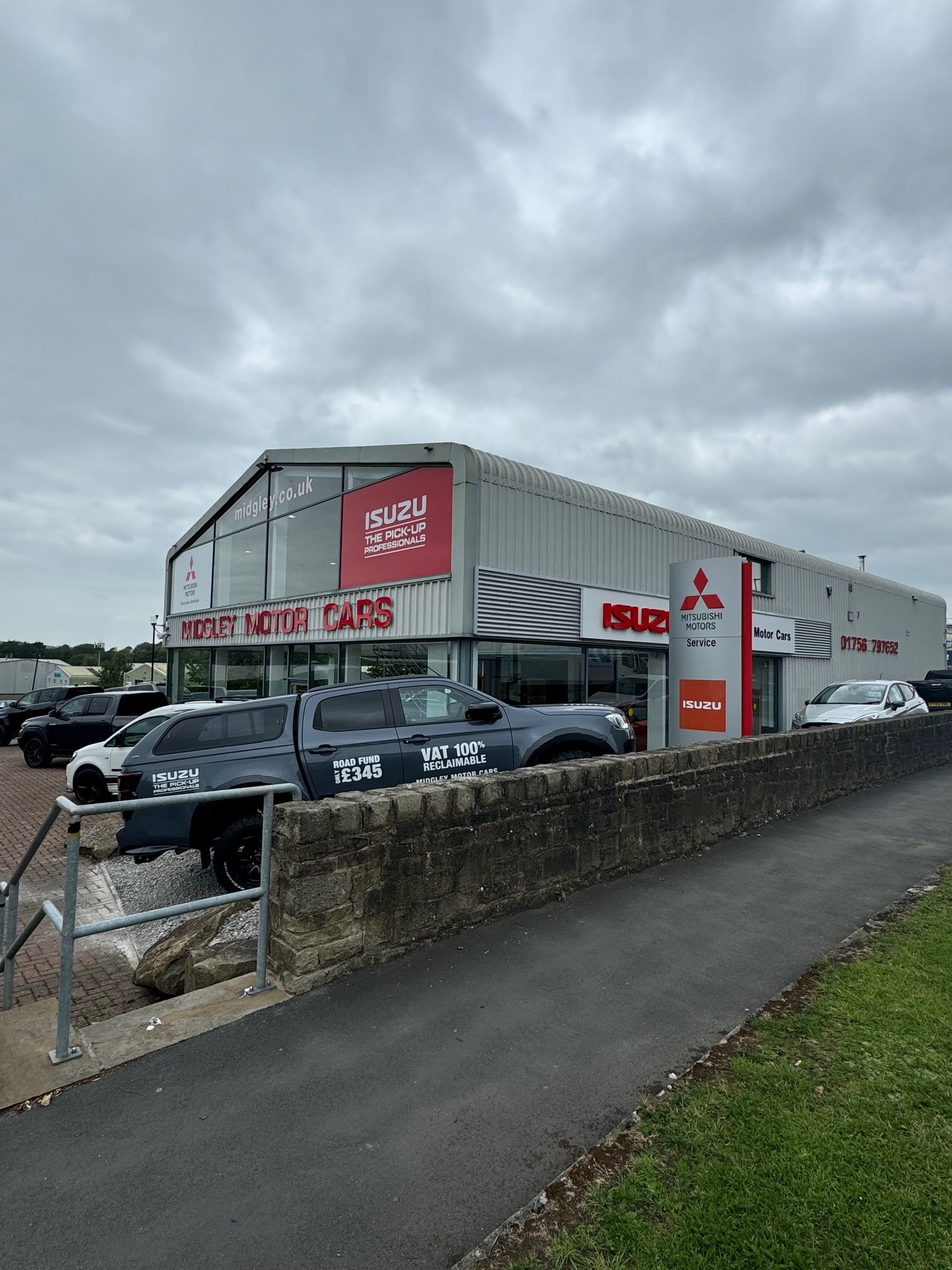 About Us - Midgley Motor Cars