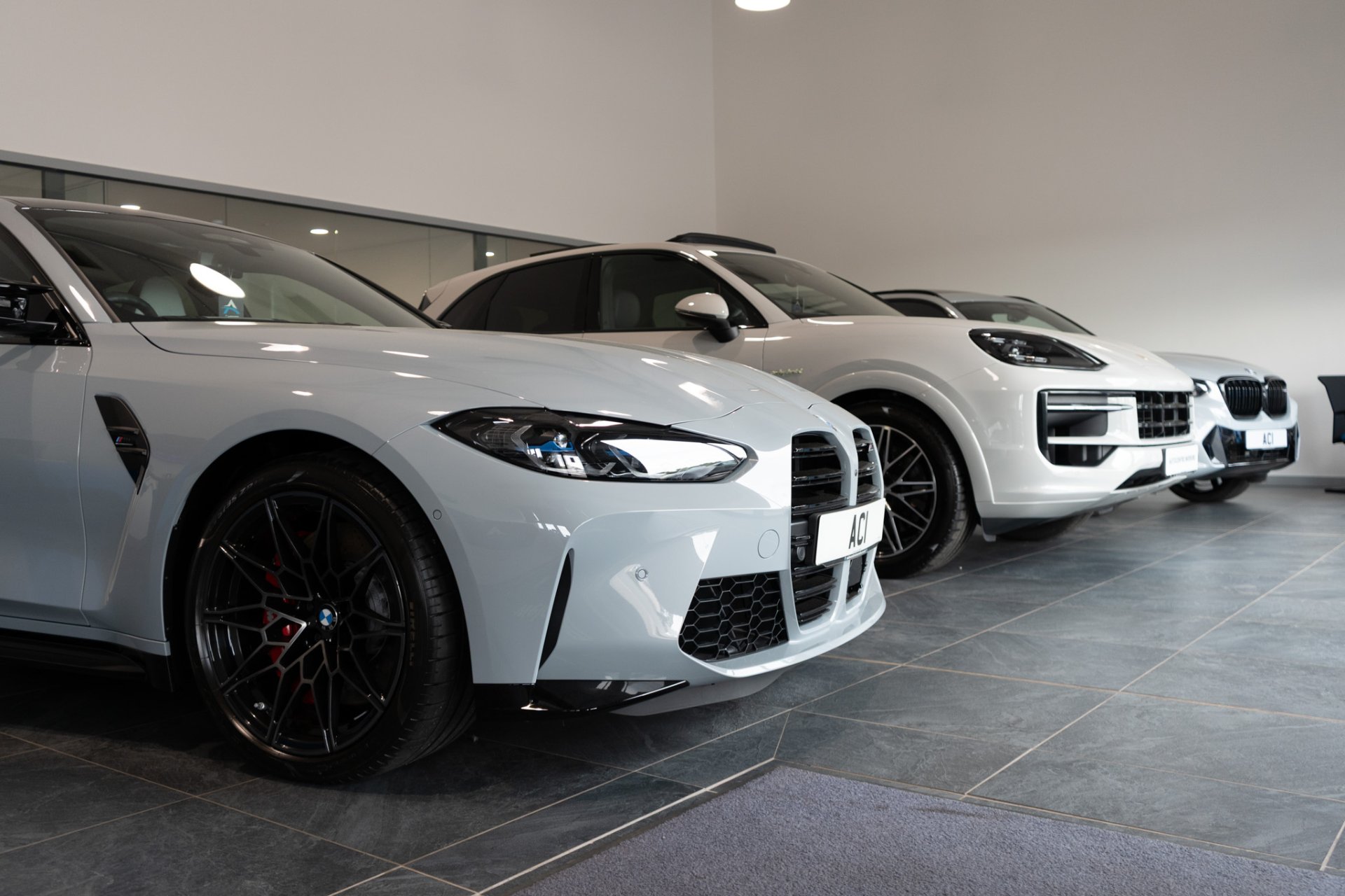 Meet The Team Hero - Auto Centre Inverurie Ltd