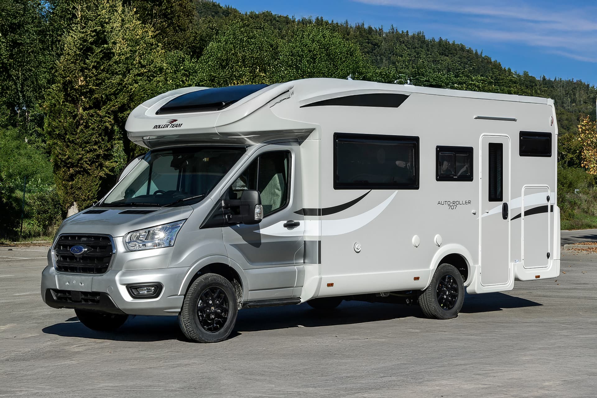 Auto Roller 707 External (1) - Solent Motor Homes Ltd