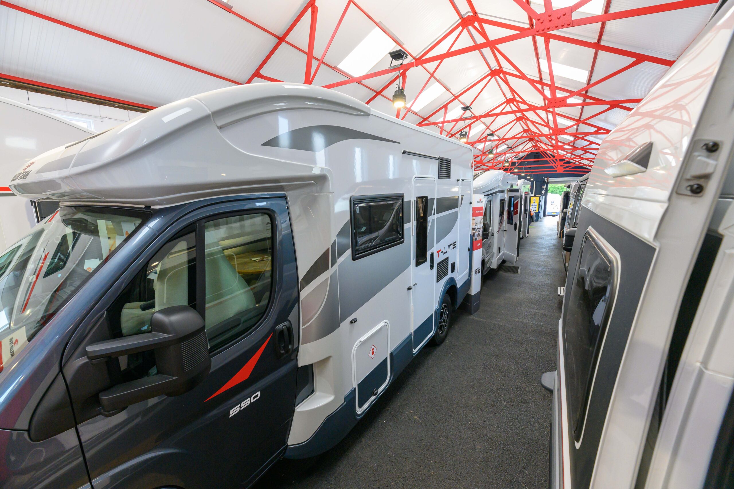 Dsc 8900 - Solent Motor Homes Ltd