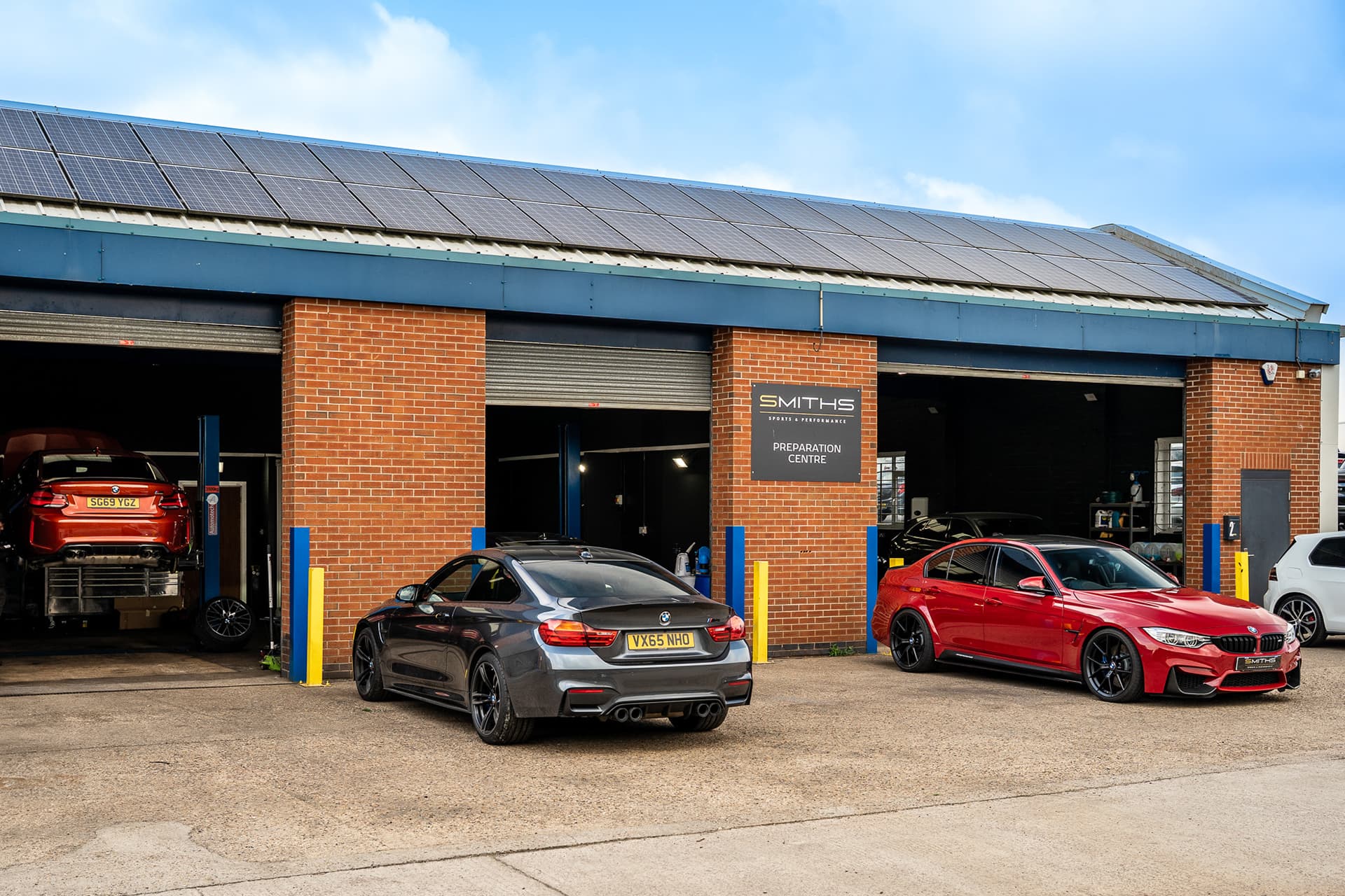 Service Centre (1) - Smiths Sport and Performance