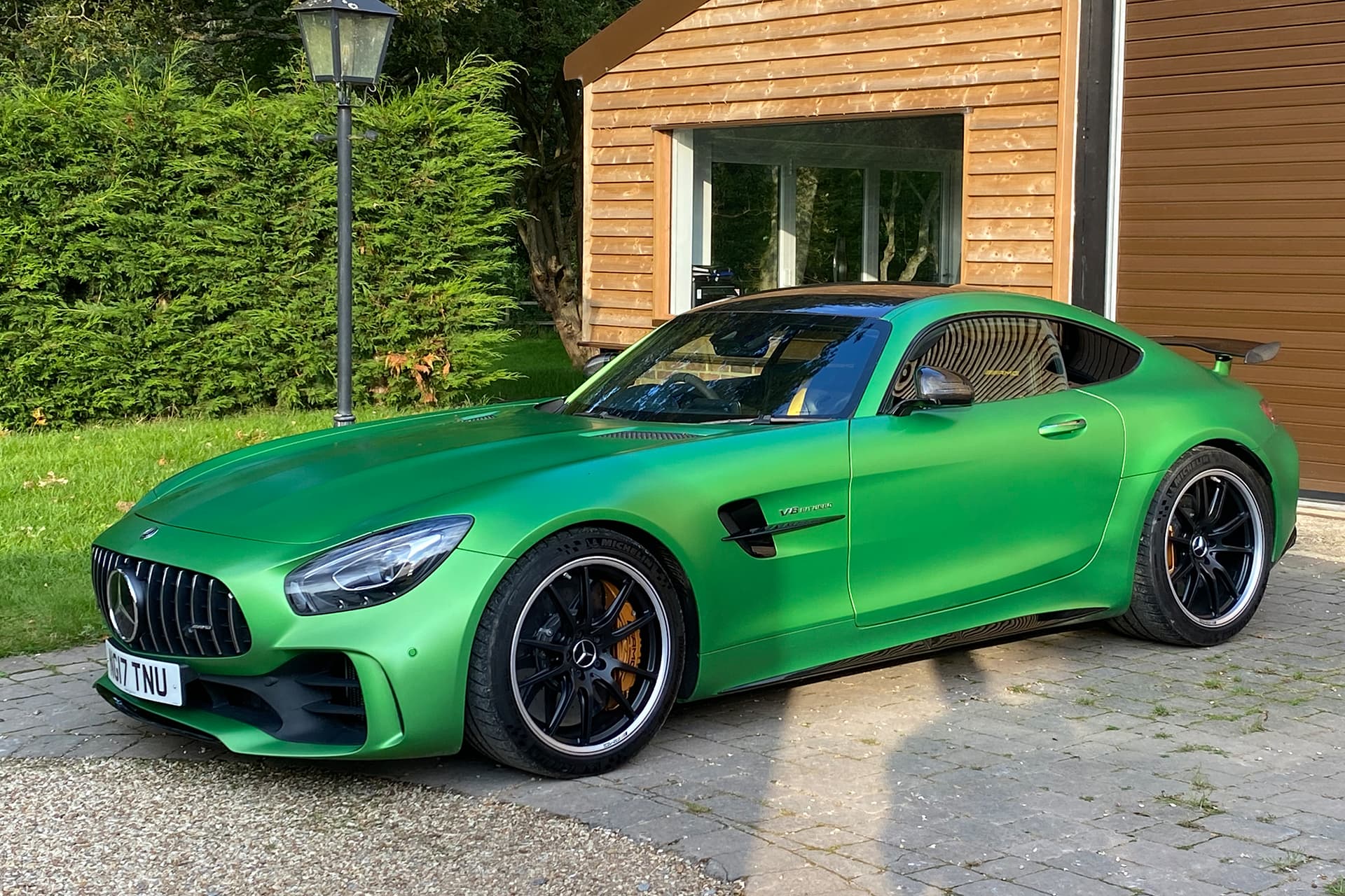 Hamptons Of Surrey Custoer Image00045 (1) - Hamptons of Surrey