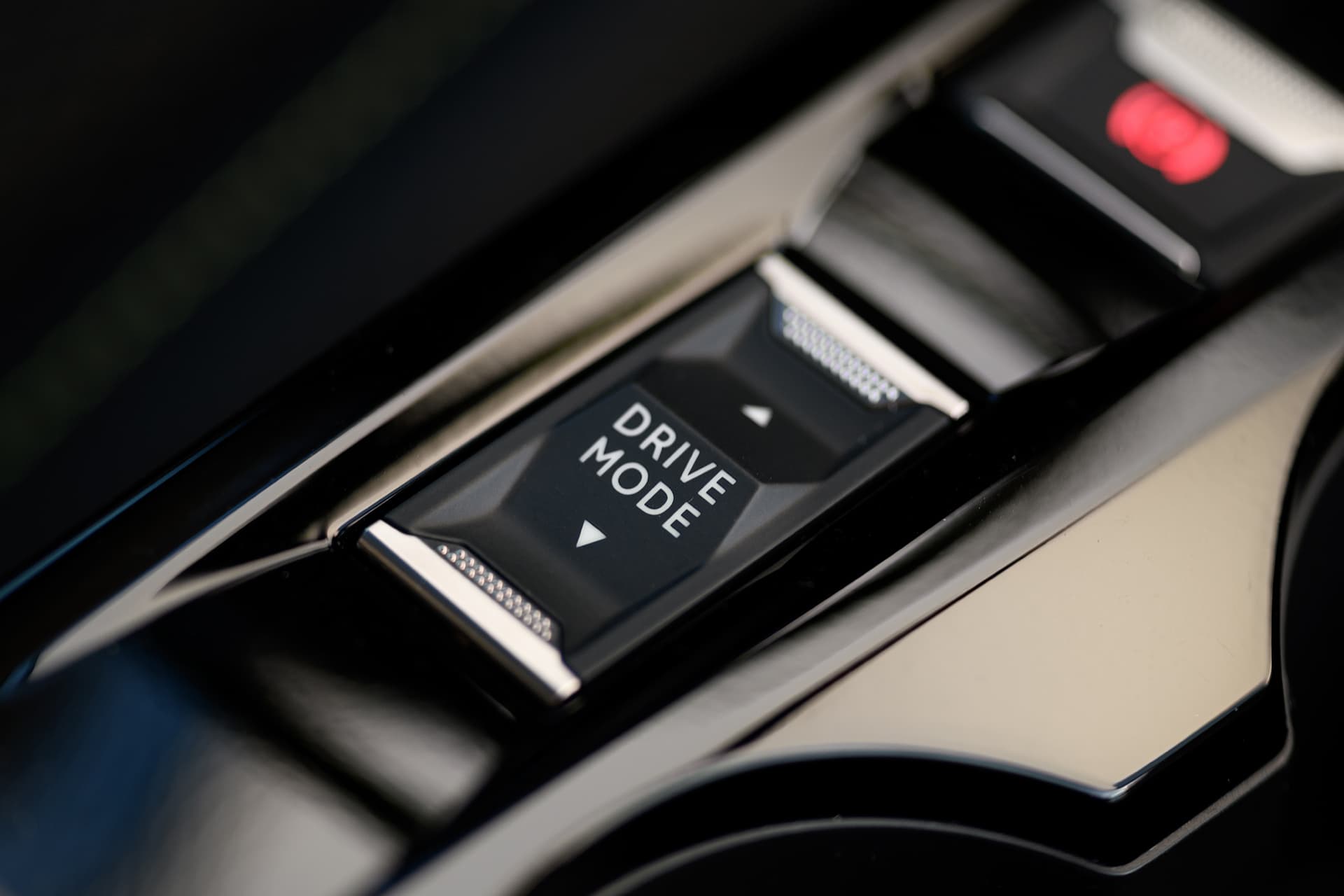 Norman Laing Hero Or Body 5 (1) - Lamb & Gardiner Ltd. T/A Norman Laing