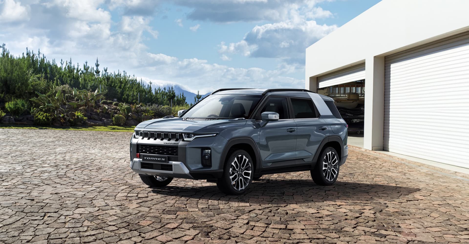 Torres Explore Design 1 (1) - Lamb and Gardiner Ltd