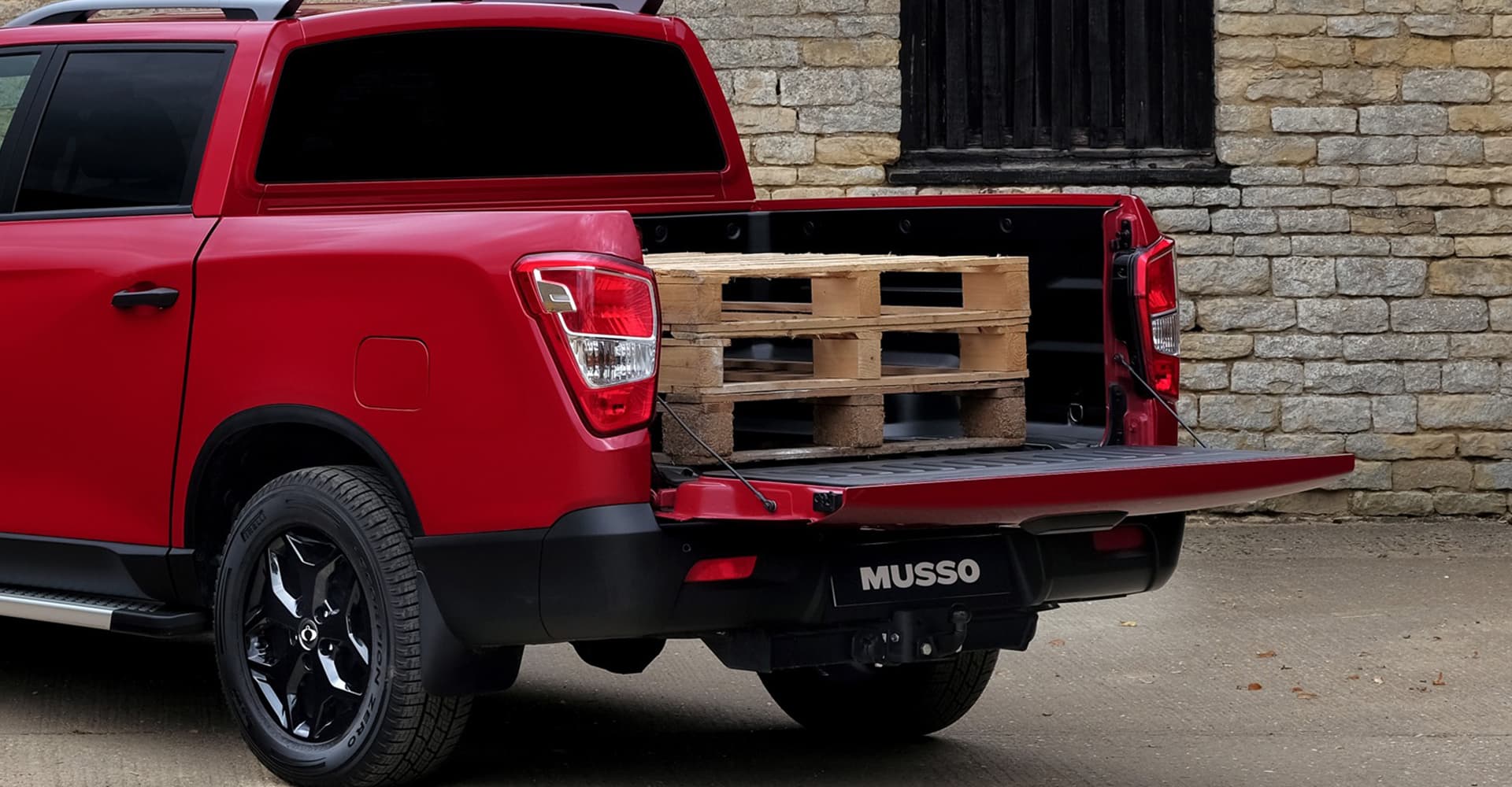 Musso Towing And Pay Load 8 (1) - Lamb and Gardiner Ltd