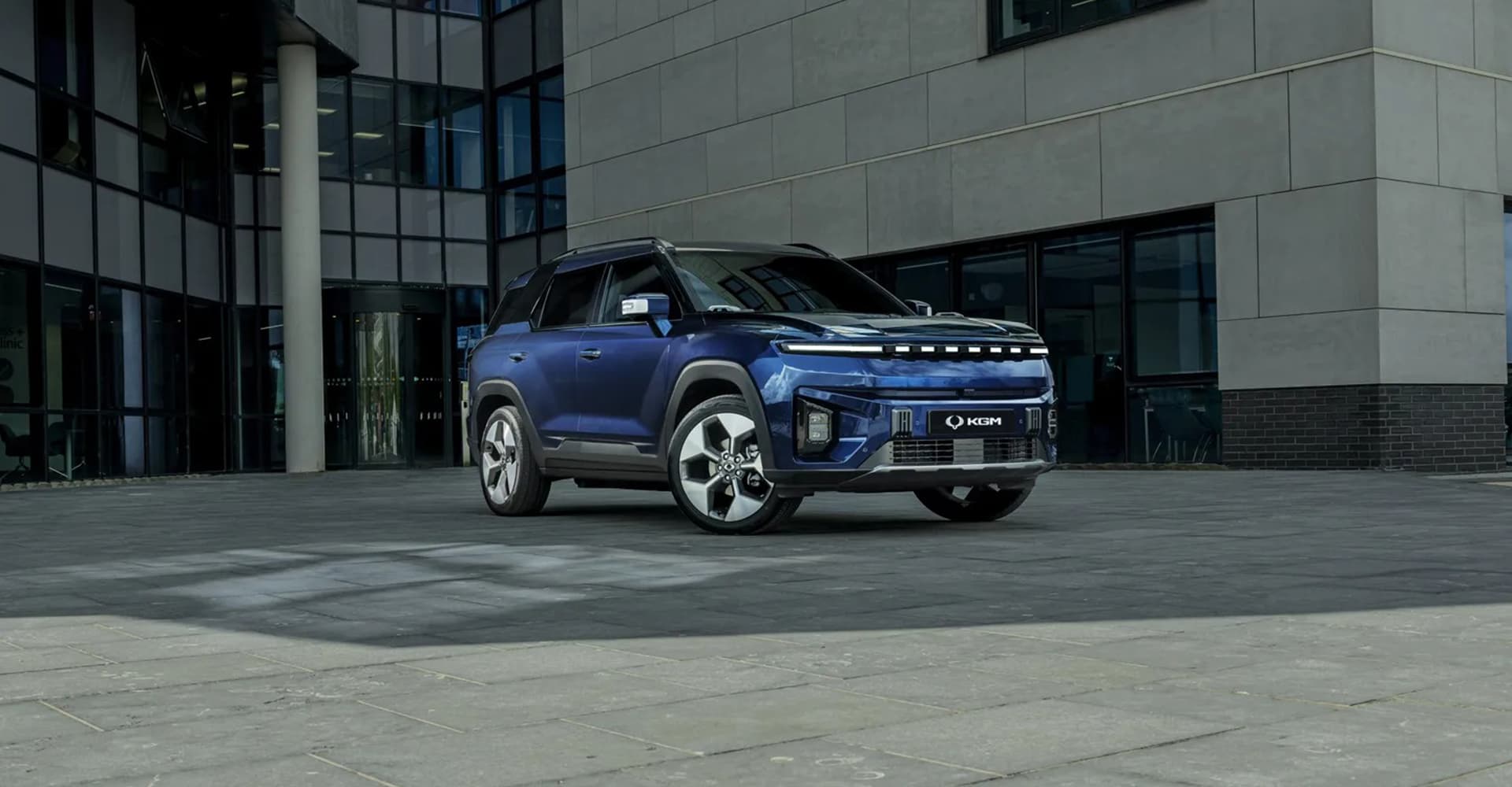 Torres Evx Model Page Hero 1 (1) - Lamb and Gardiner Ltd