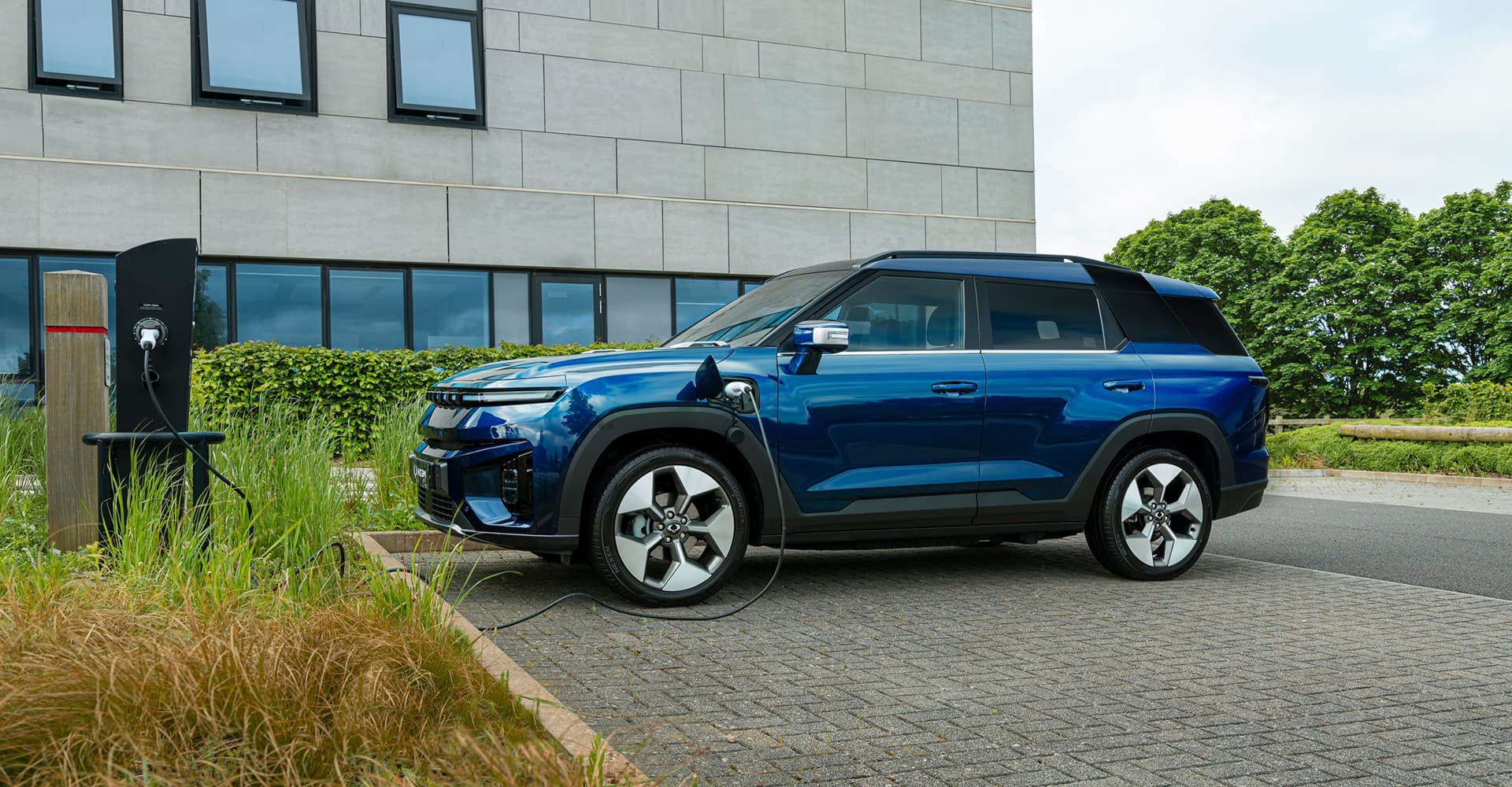 Torres Evx Model Page Hero 6 (1) - Lamb and Gardiner Ltd