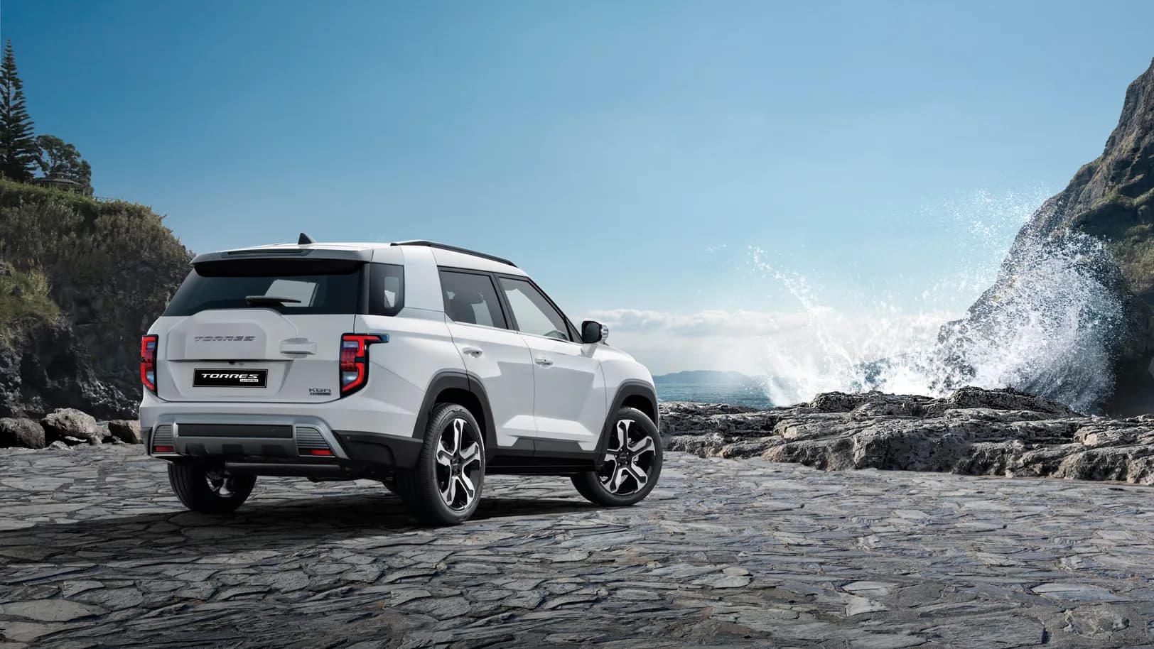 Kgm Torres Hybrid Design Exteriorhero - Lamb and Gardiner Ltd