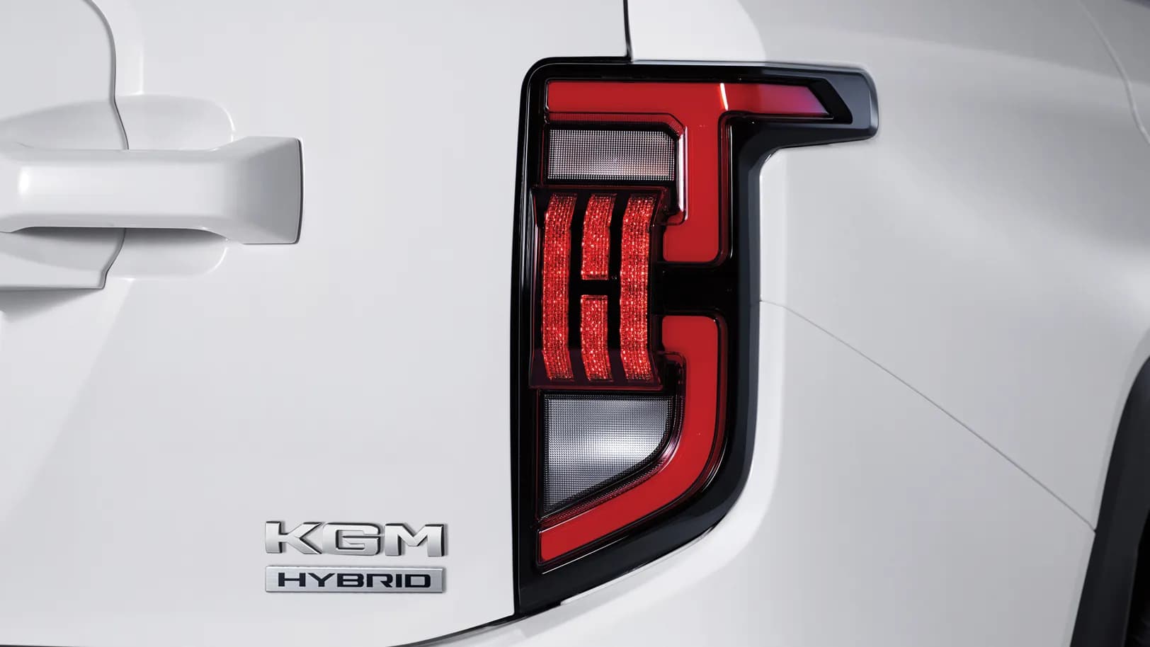 Torres Explore Design 4 (1) - Lamb and Gardiner Ltd