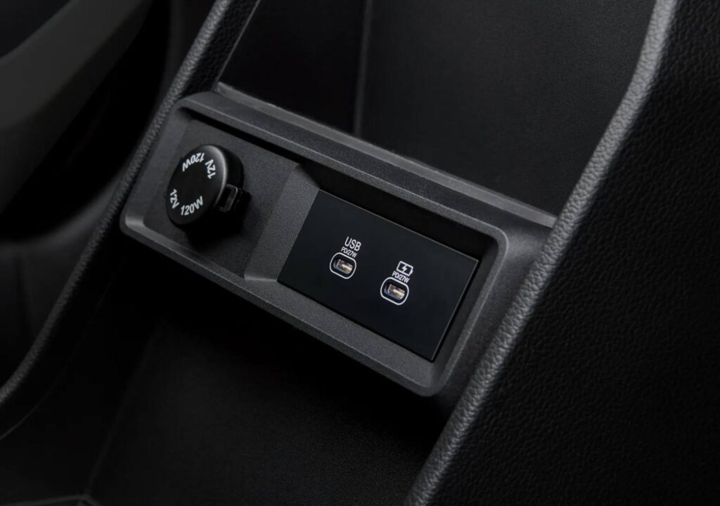 Kgm Torres Hybrid Technology Usb - Lamb and Gardiner Ltd