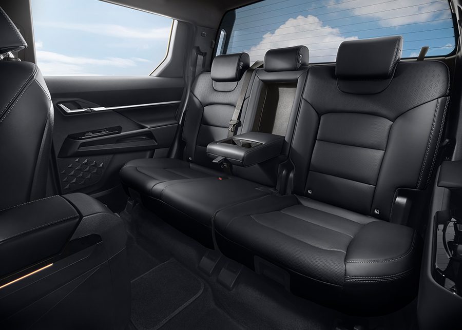 21651 Musso Ev Website 5x4 Images Back Seats2 - Lamb and Gardiner Ltd