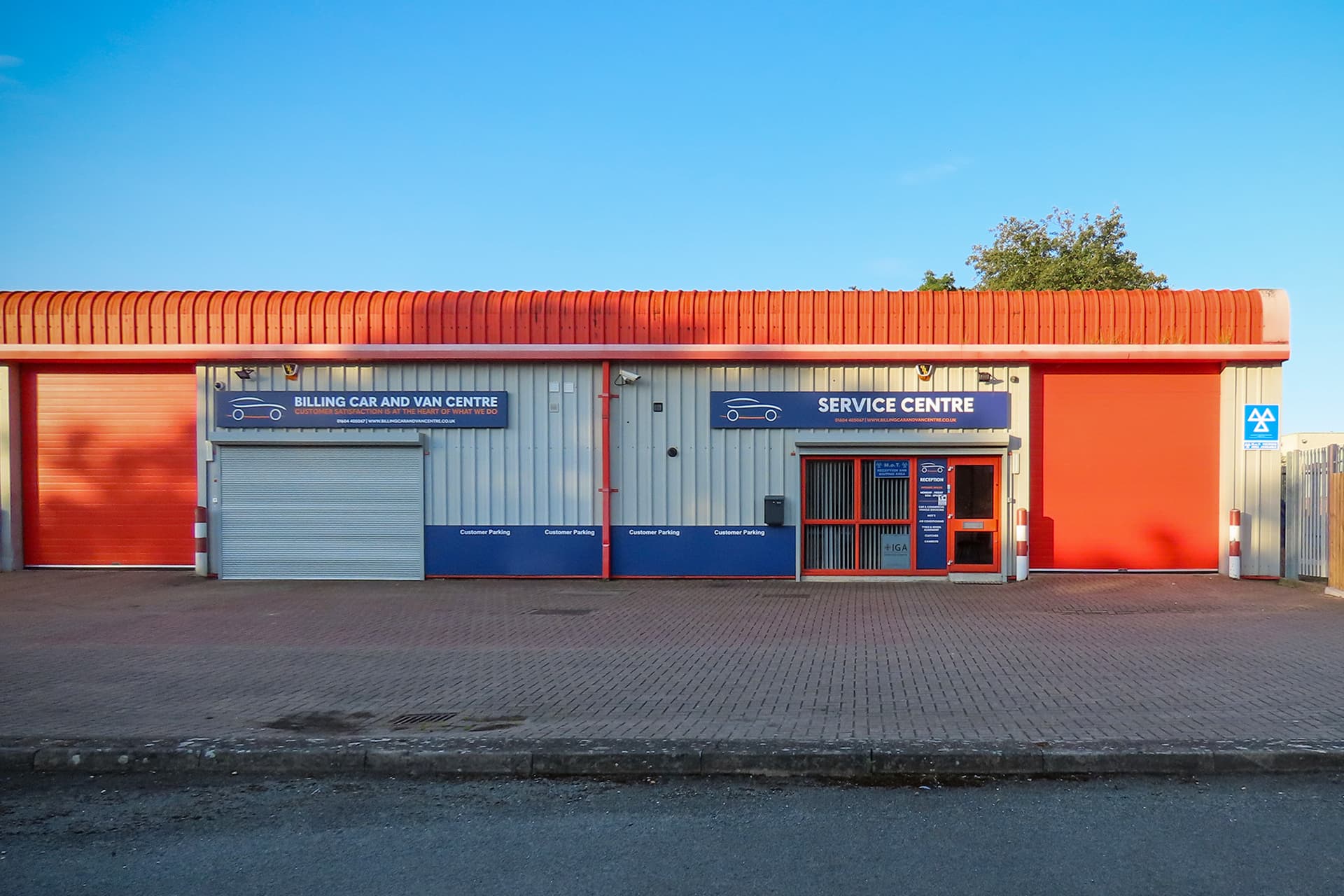 Billing Car And Van Hero Or Body Img 0579 Home Warranty Signpost - Billing Car & Van Centre Sales