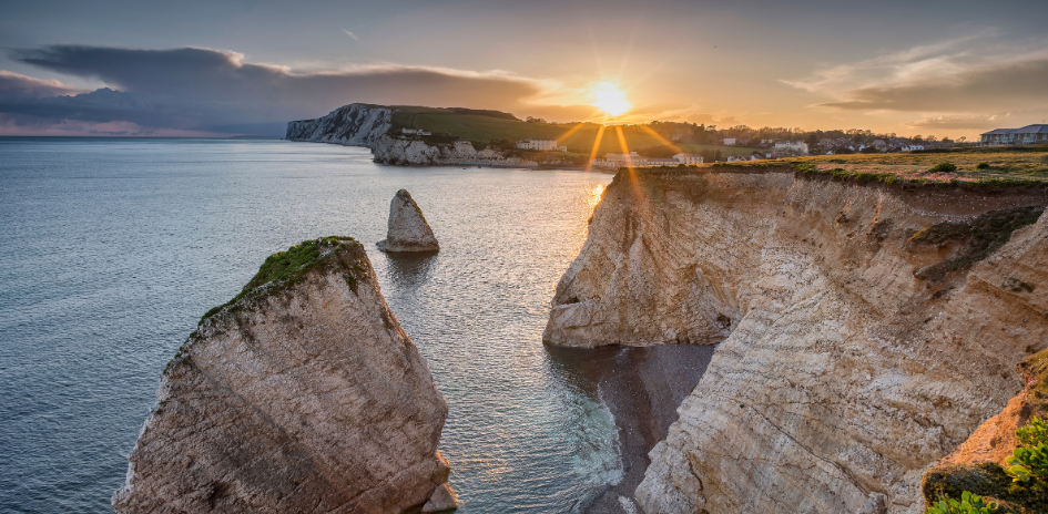 Top Uk Winter Destinations For Motorhome Adventures Body Img Isle Of Wight - Tamar Caravans & Motorhomes