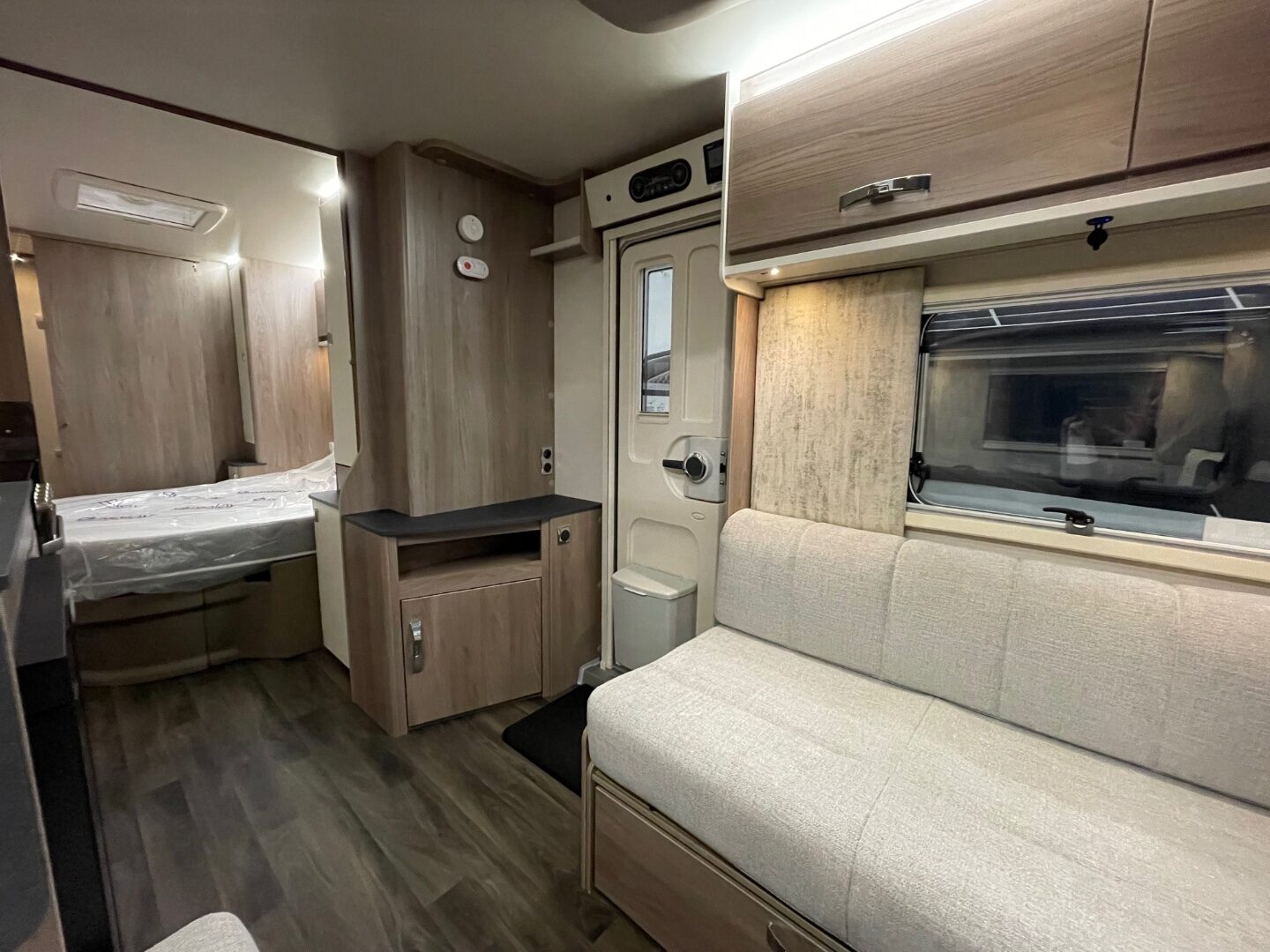 2024 Swift Mayflower Special Edition Page Carousel Img 9 - Tamar Caravans & Motorhomes