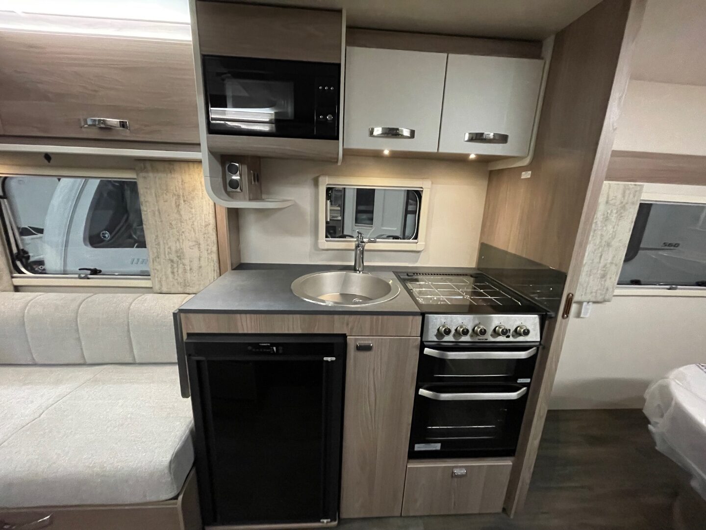 2024 Swift Mayflower Special Edition Page Carousel Img 11 - Tamar Caravans & Motorhomes