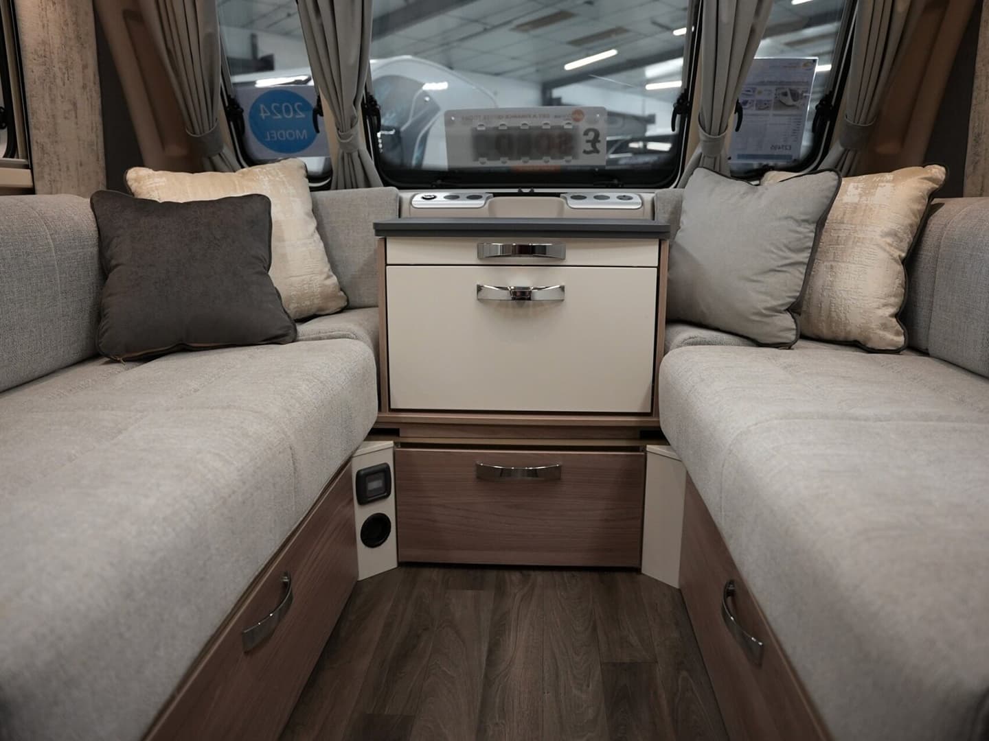 2024 Swift Mayflower Special Edition Page Carousel Img 6 (1) - Tamar Caravans & Motorhomes