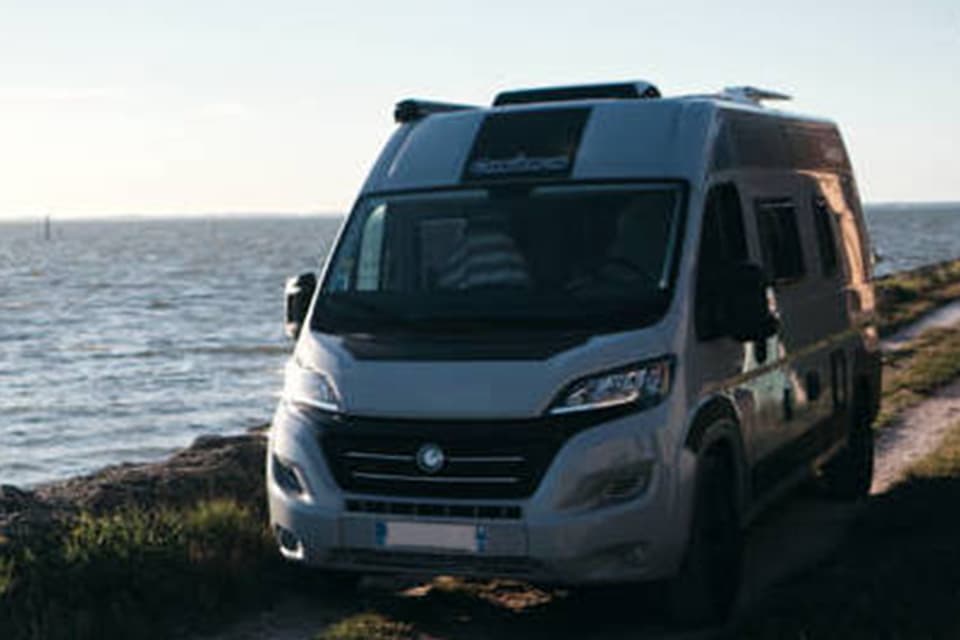 Chausson V Usp Image 3 (1) - River Motorhomes