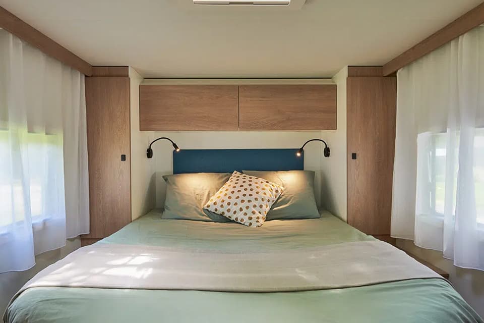 Motorhome 70q Gallery 5 (1) - River Motorhomes