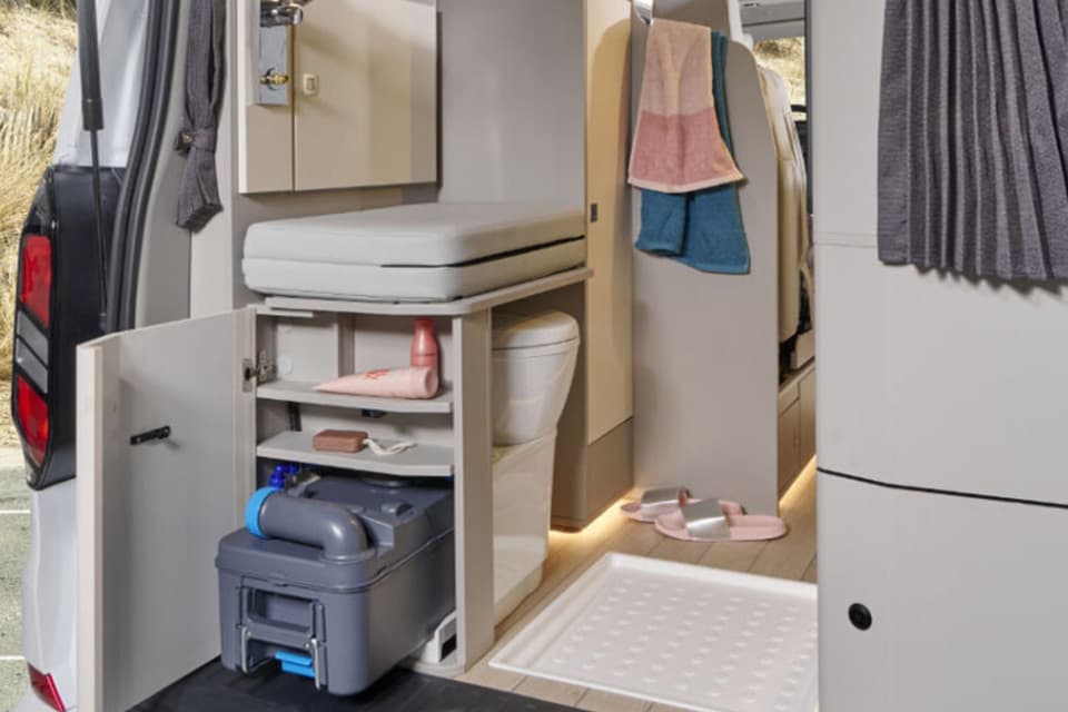 Westfalia Kelsey Usp Bathroom Area (1) - River Motorhomes