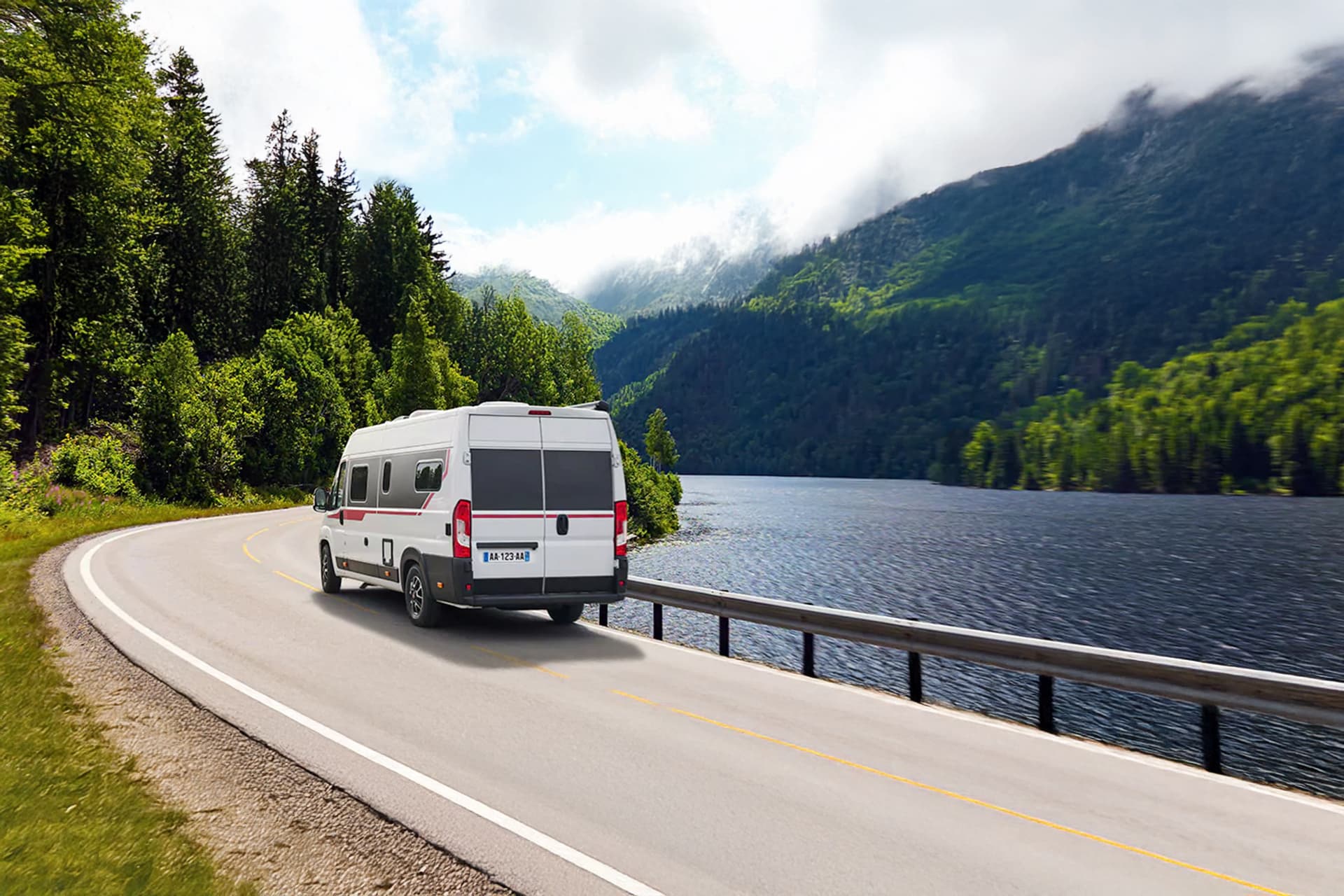 Pilote Panelvan Hero Image (1) - River Motorhomes