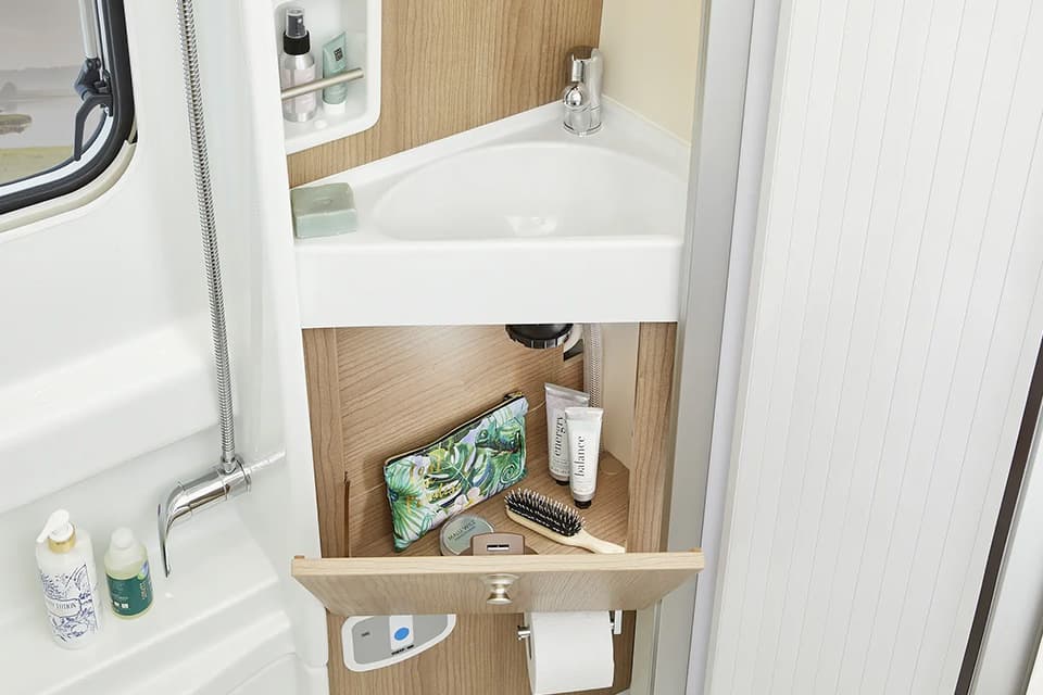 Diversity Gallery Image 1 (1) - River Motorhomes