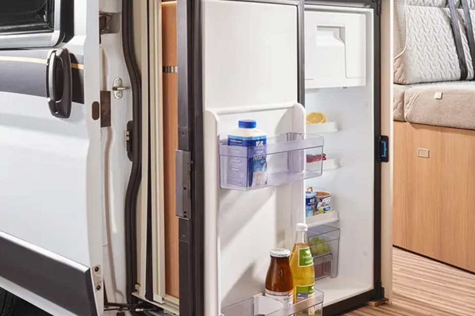 First Class Two Rooms Gallery 10 (1) - River Motorhomes