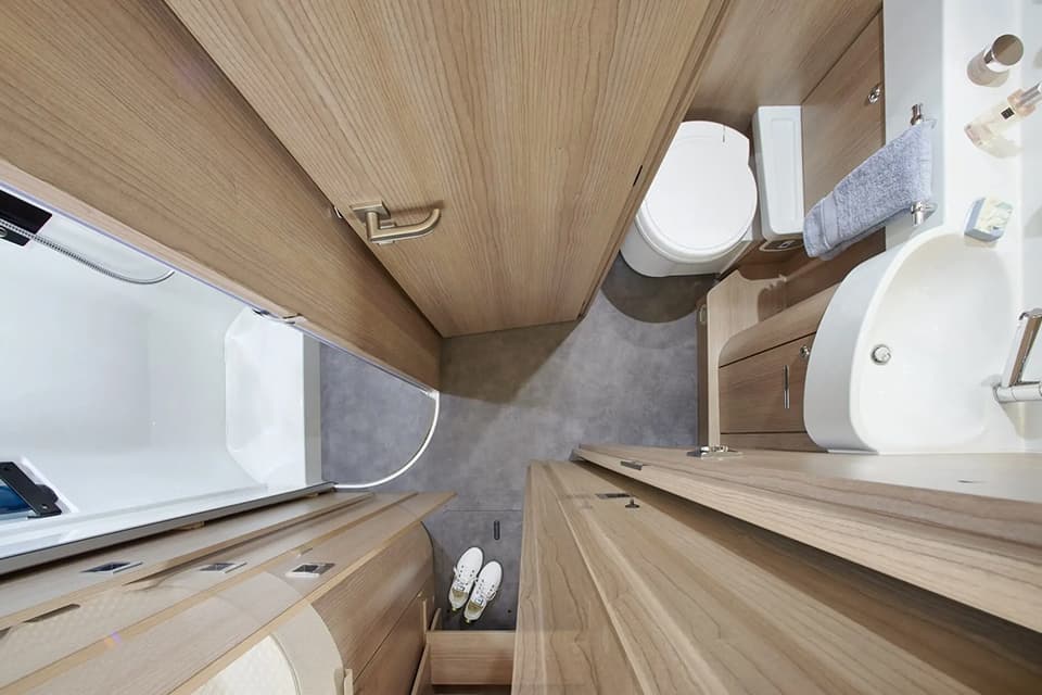 A Class Edition Plus Gallery 10 (1) - River Motorhomes