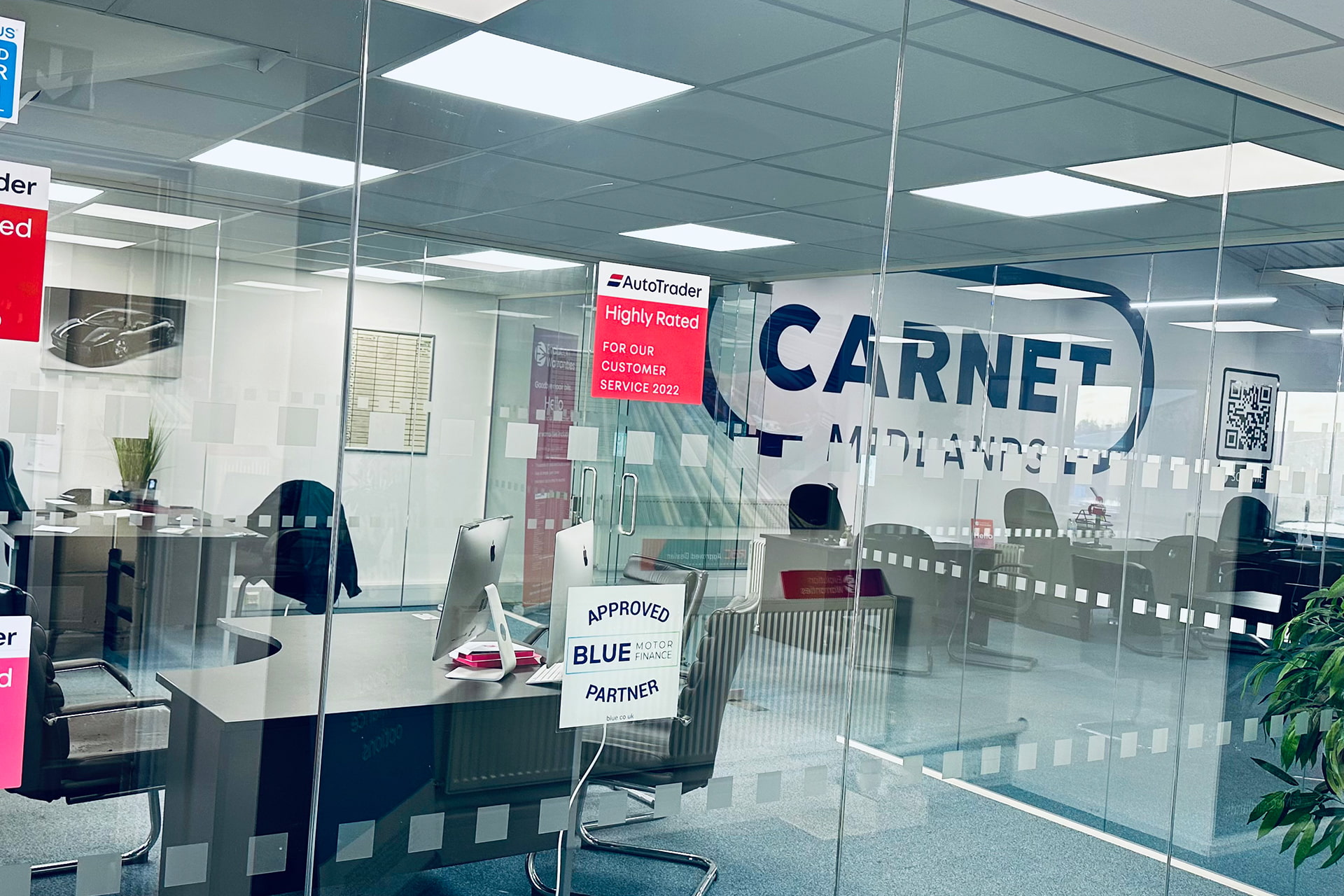 Carnet Hero Or Body Img 3168 (1) Home Signpost About Us - Carnet Midlands Limited