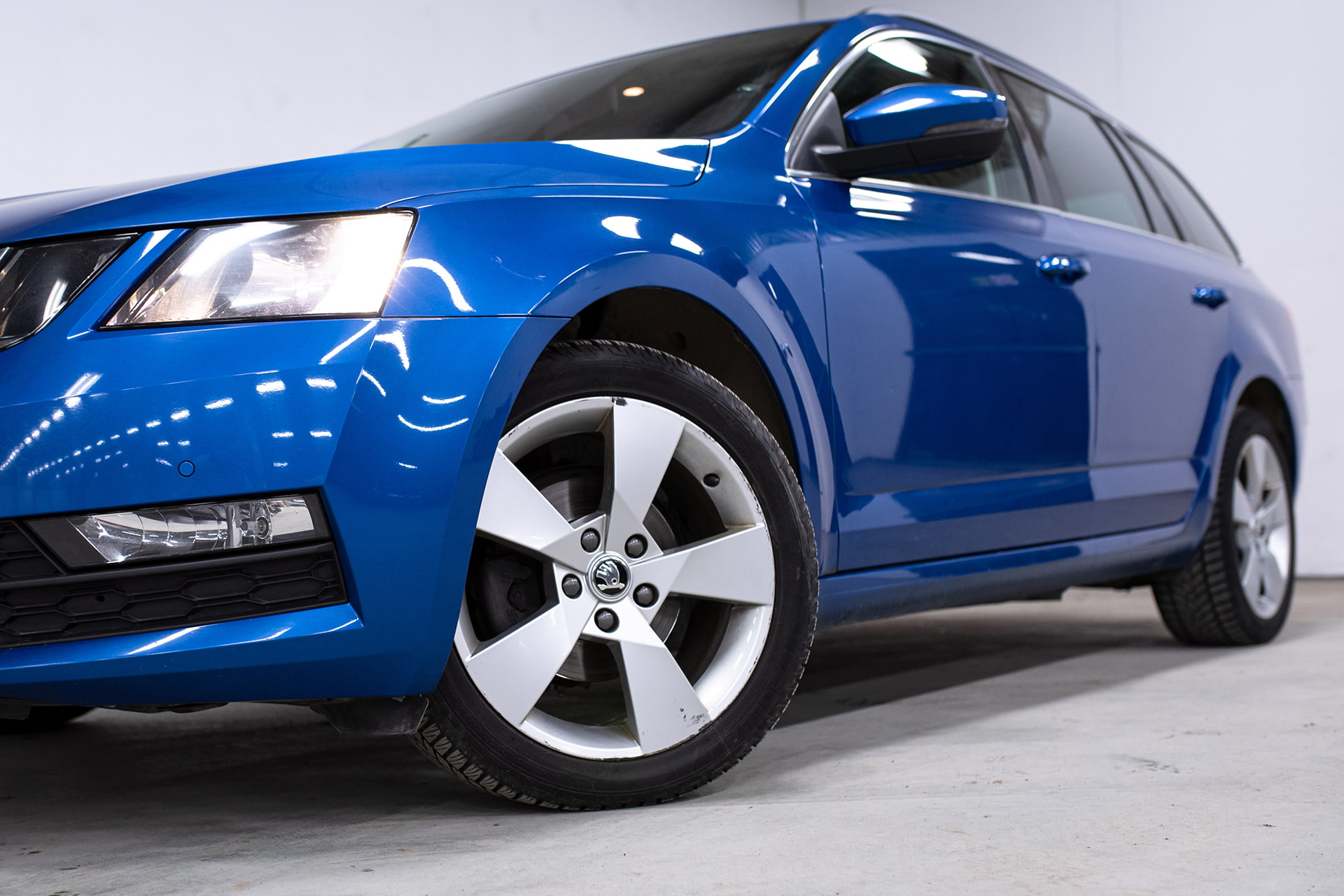 Carnet Hero Or Body 16 (1) Part Exchange Hero - Carnet Midlands Limited