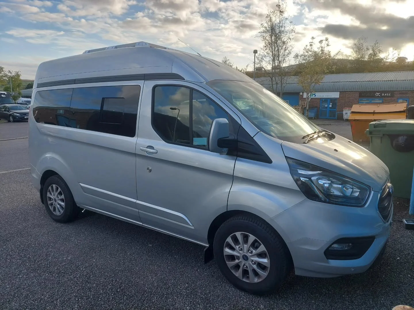 A00532a1 F17e 455d B7fd 002f86d04d5f.jpeg - Select Motorhomes Ltd