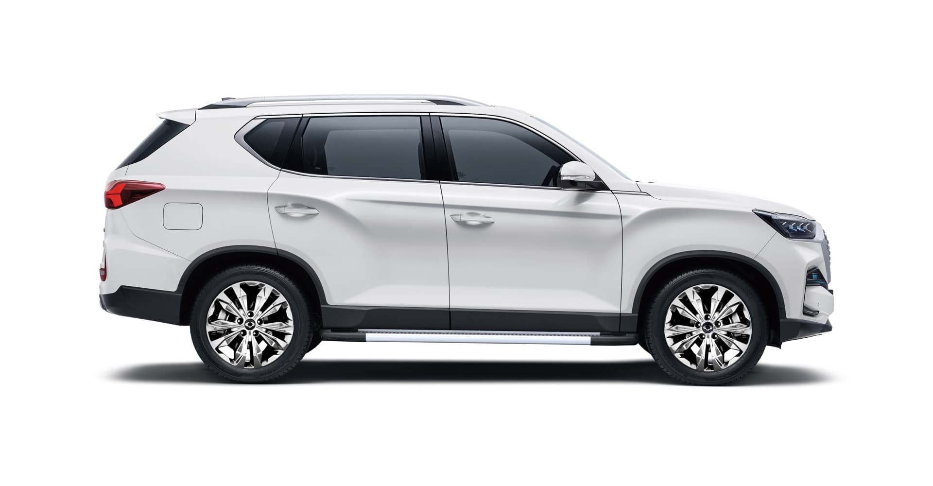 Rexton Design 9 (1) - Station Garage Motor Group